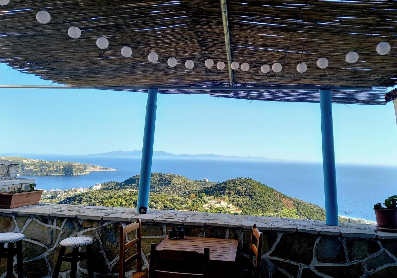 Amphora Guesthouse Himare Exterior foto
