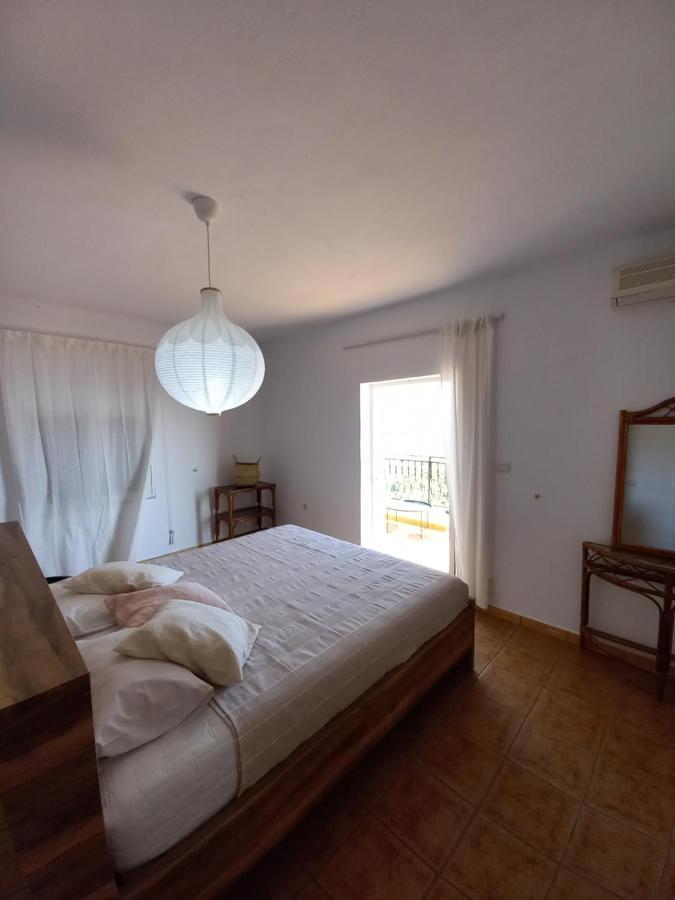 Amphora Guesthouse Himare Exterior foto