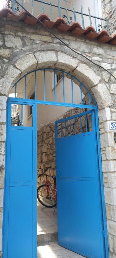 Amphora Guesthouse Himare Exterior foto
