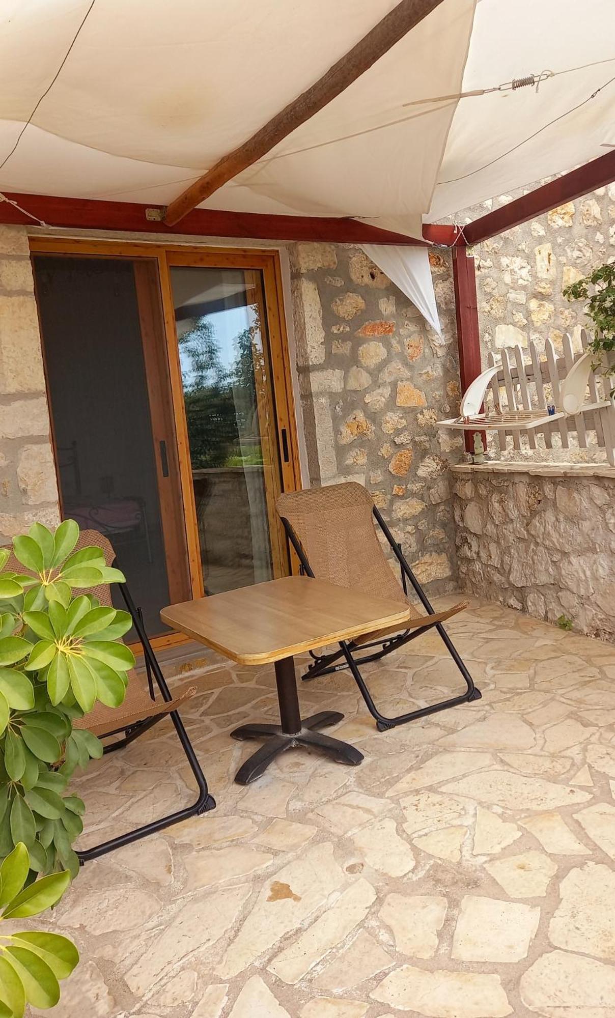 Amphora Guesthouse Himare Quarto foto