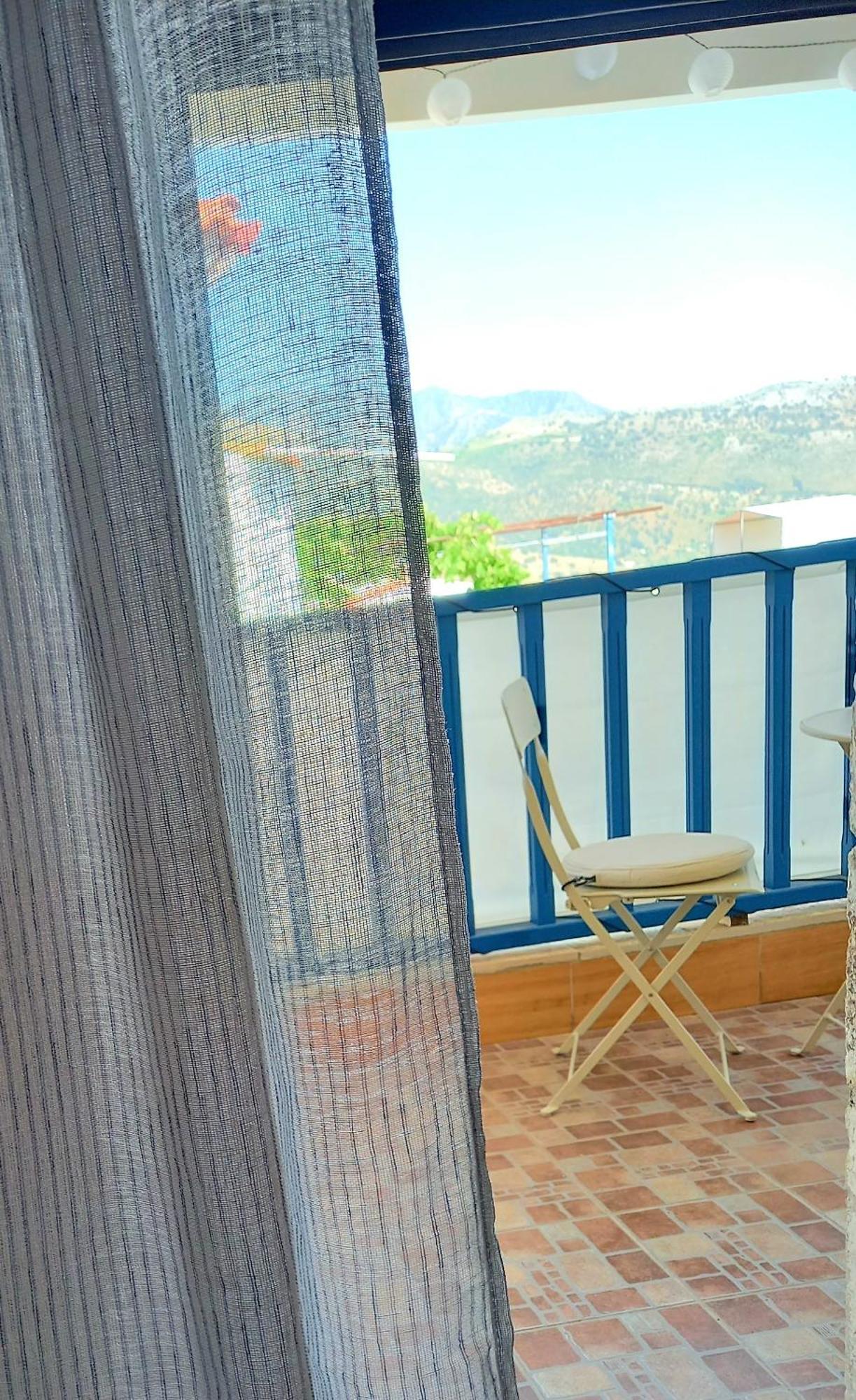 Amphora Guesthouse Himare Quarto foto